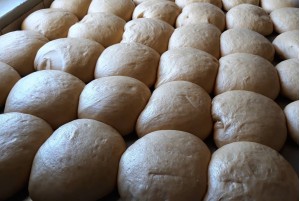 Παρασκευή ψωμιού